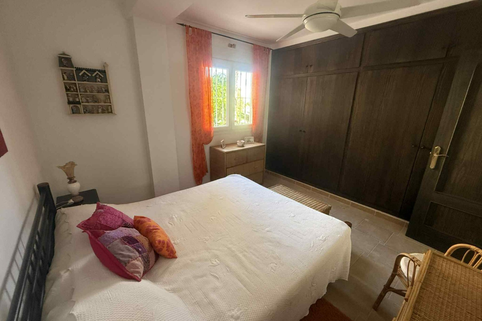 Revente - Detached House / Villa - Almoradí