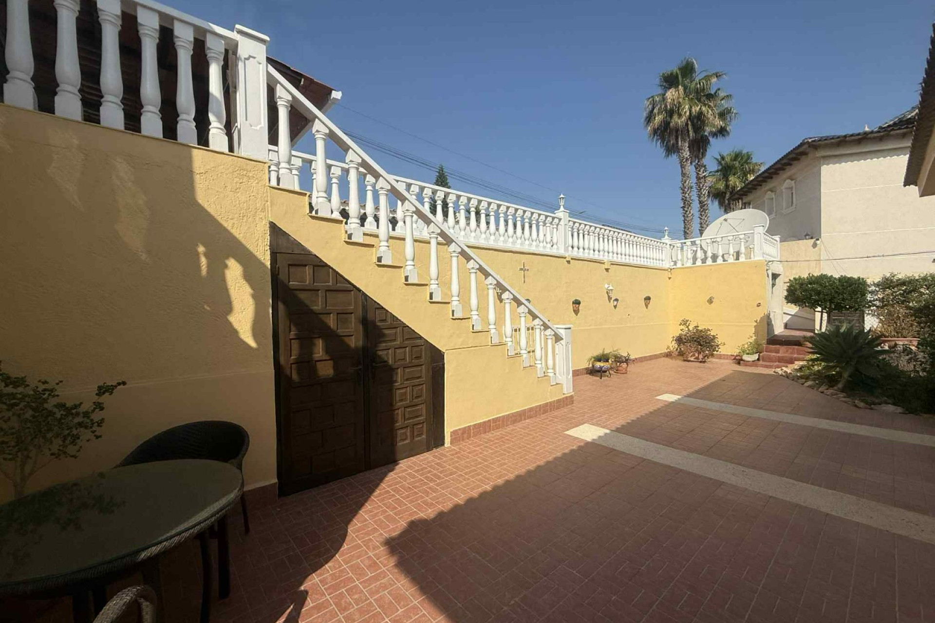 Revente - Detached House / Villa - Almoradí