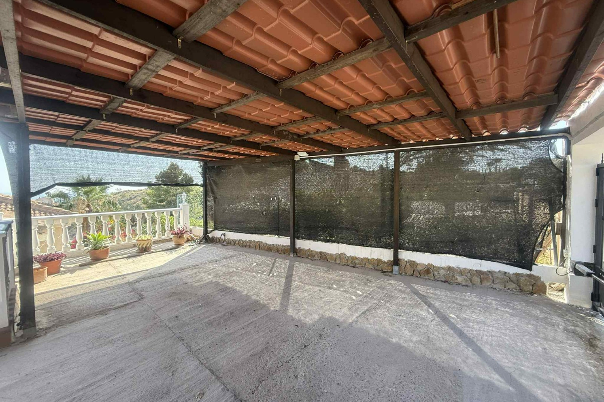 Revente - Detached House / Villa - Almoradí