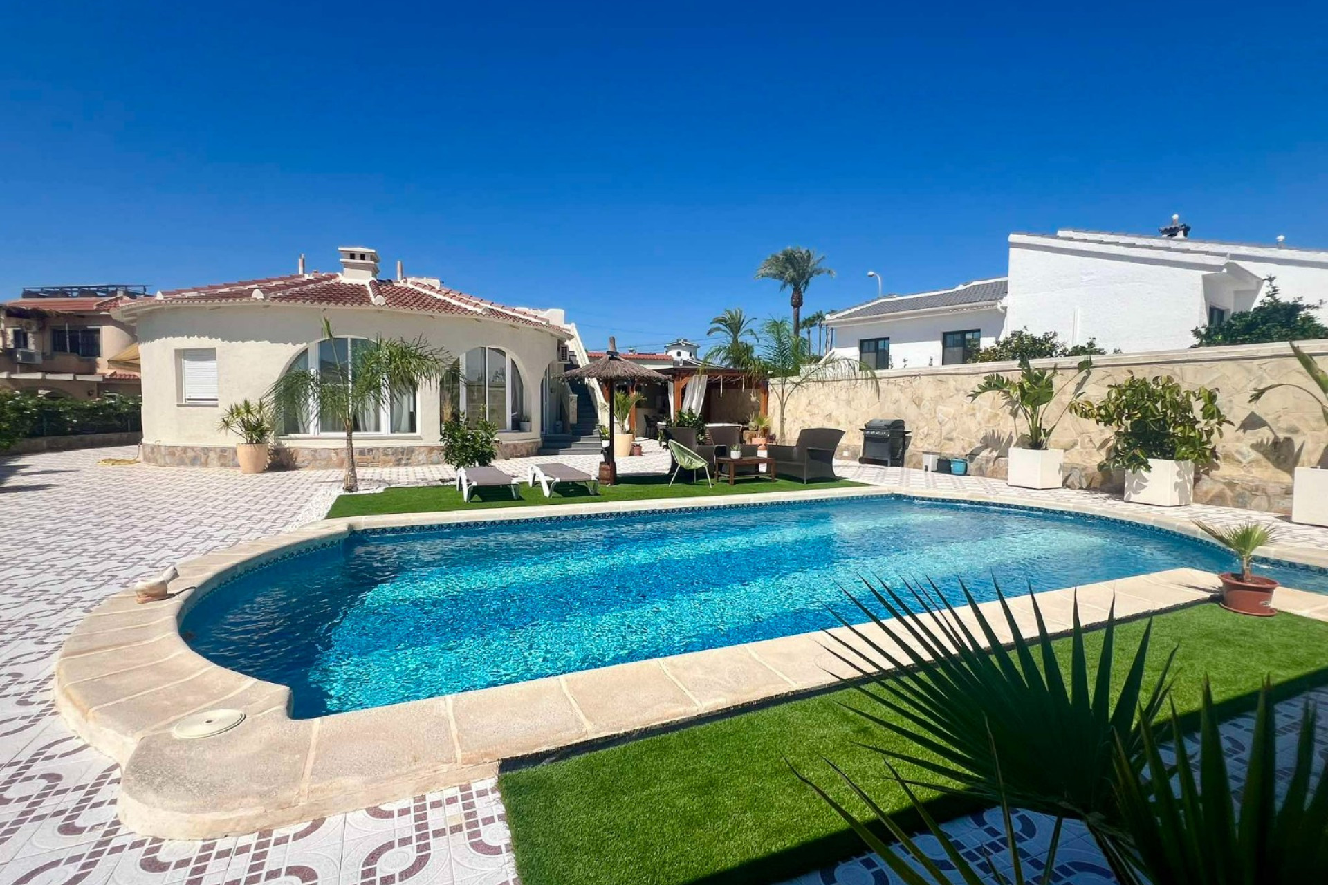 Revente - Detached House / Villa - Ciudad Quesada