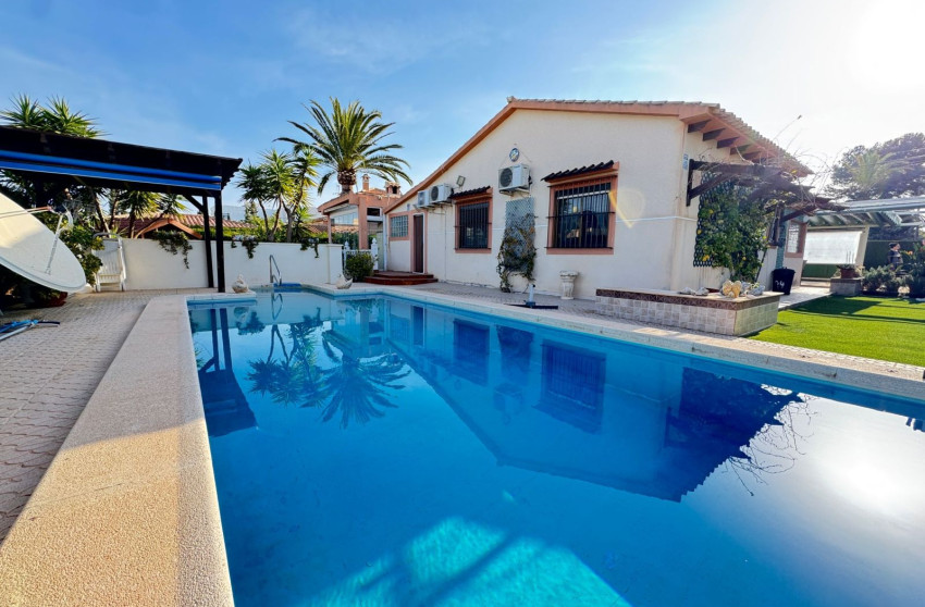 Revente - Detached Villa - Orihuela Costa - Cabo Roig