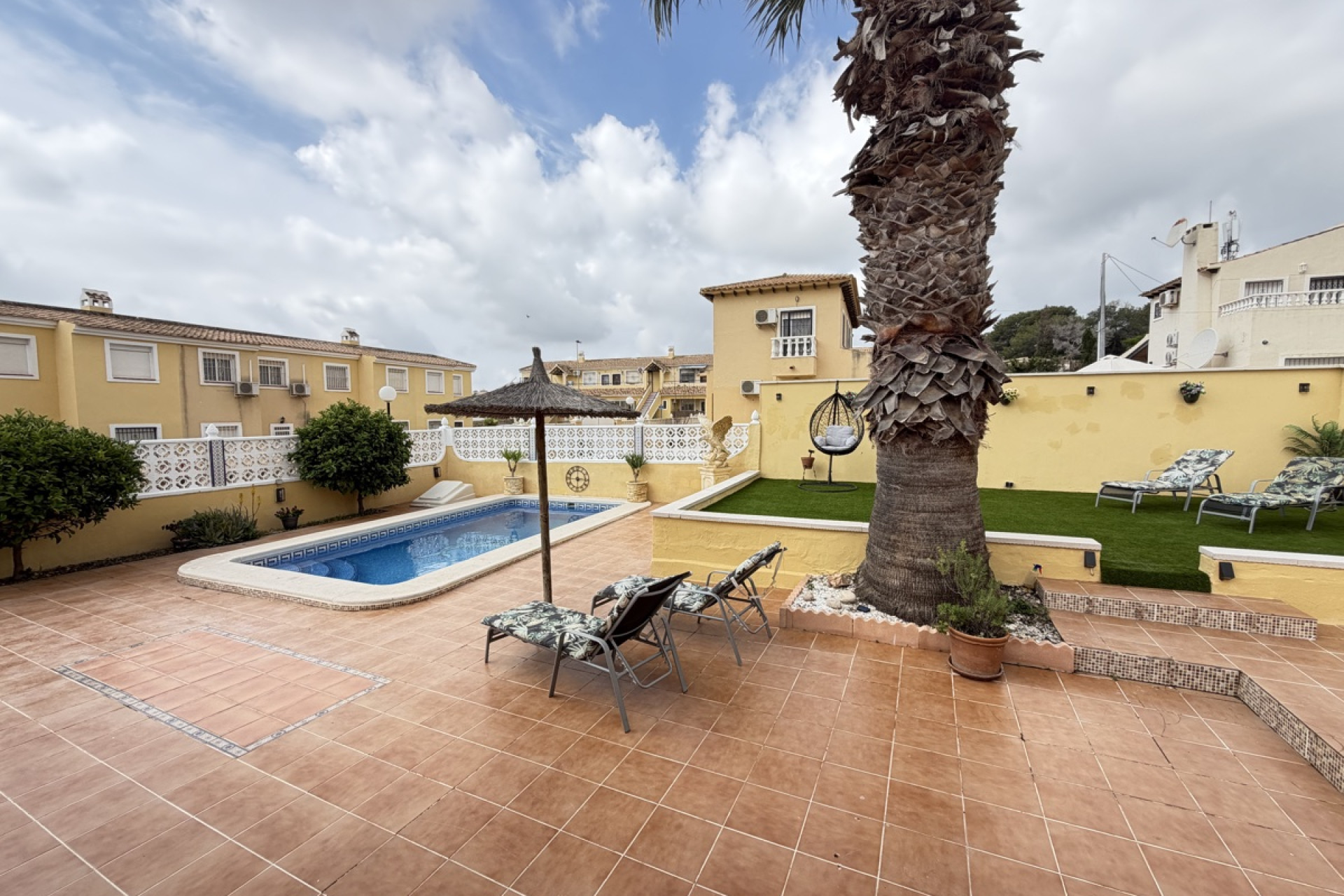 Revente - Detached Villa - Orihuela Costa - Villamartin