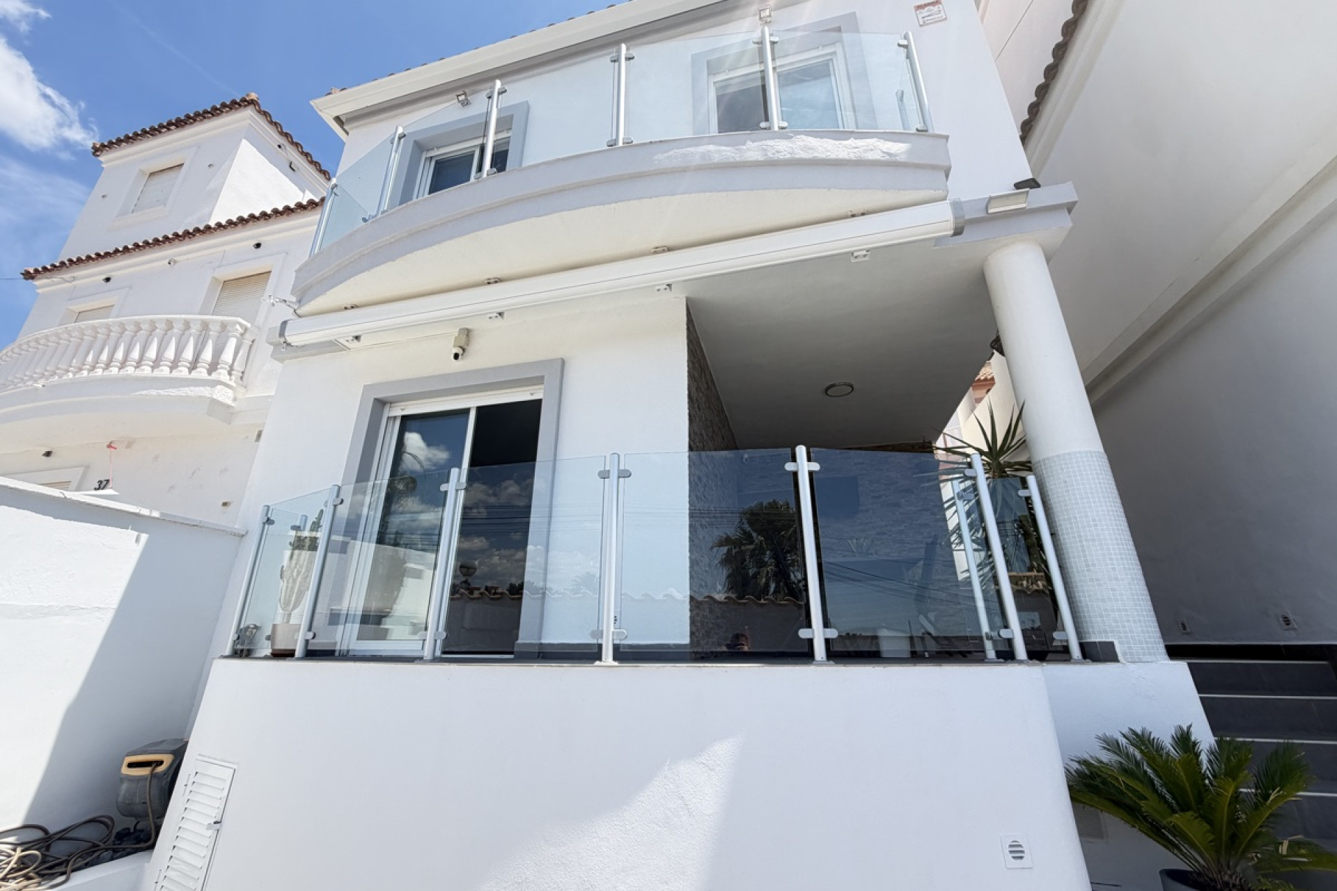 Revente - Detached Villa - Orihuela Costa - Villamartin