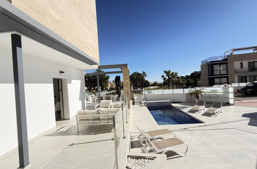 Revente - Detached Villa - Orihuela Costa - Villamartin