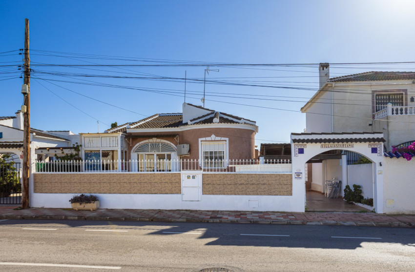 Revente - Detached Villa - Torrevieja - Urbanización San Luis