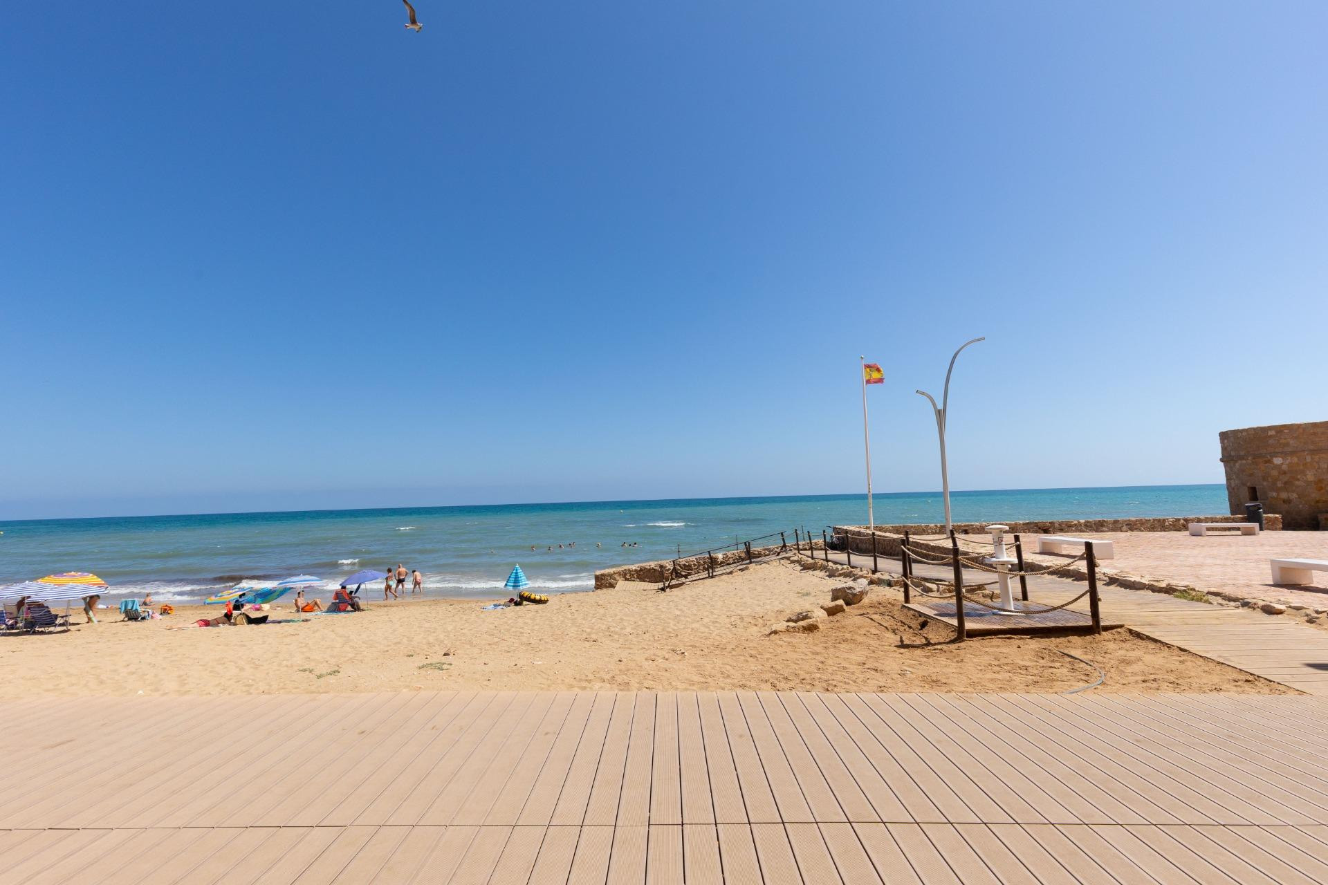 Revente - Flat - Torrevieja - La Mata pueblo