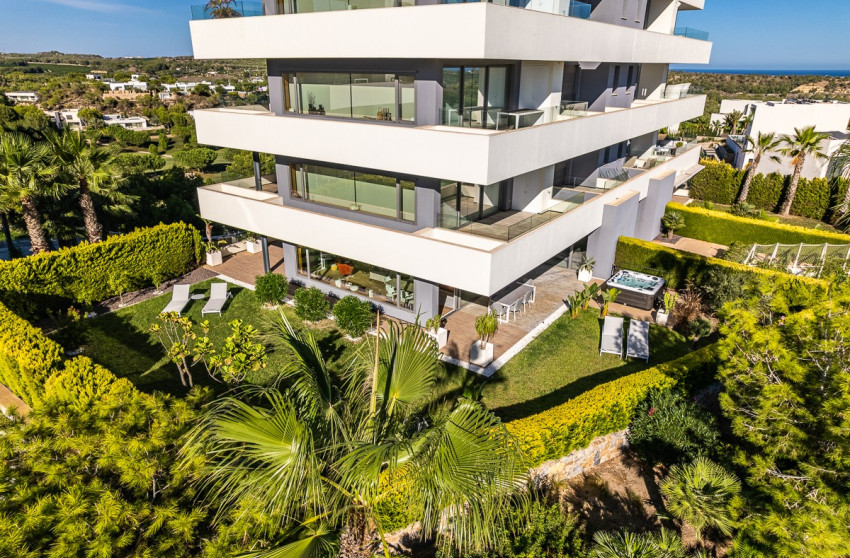 Revente - Ground Floor - LAS COLINAS GOLF RESORT