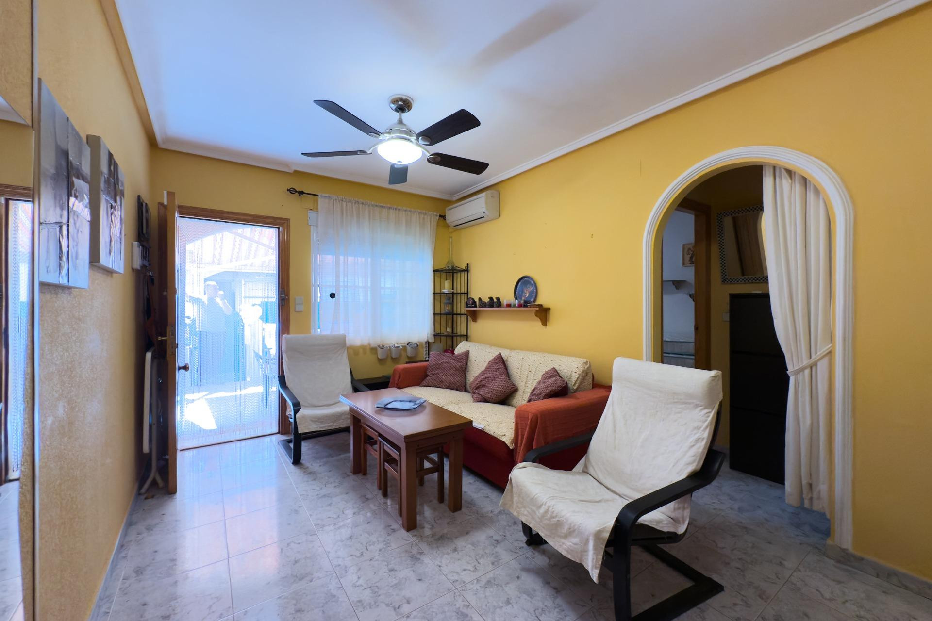 Revente - Ground Floor - Torrevieja - La Mata pueblo