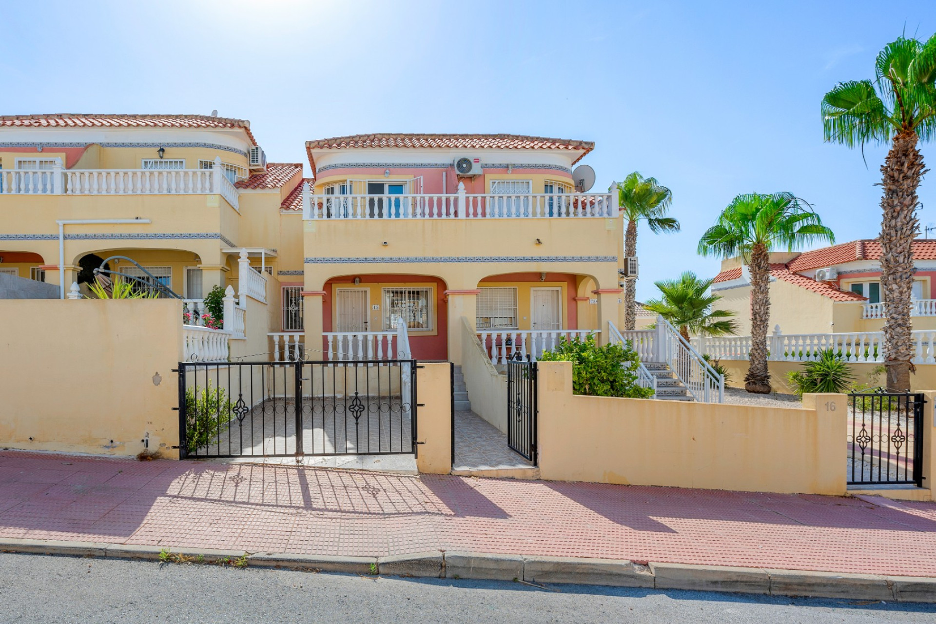 Revente - House - Orihuela Costa - Las Filipinas