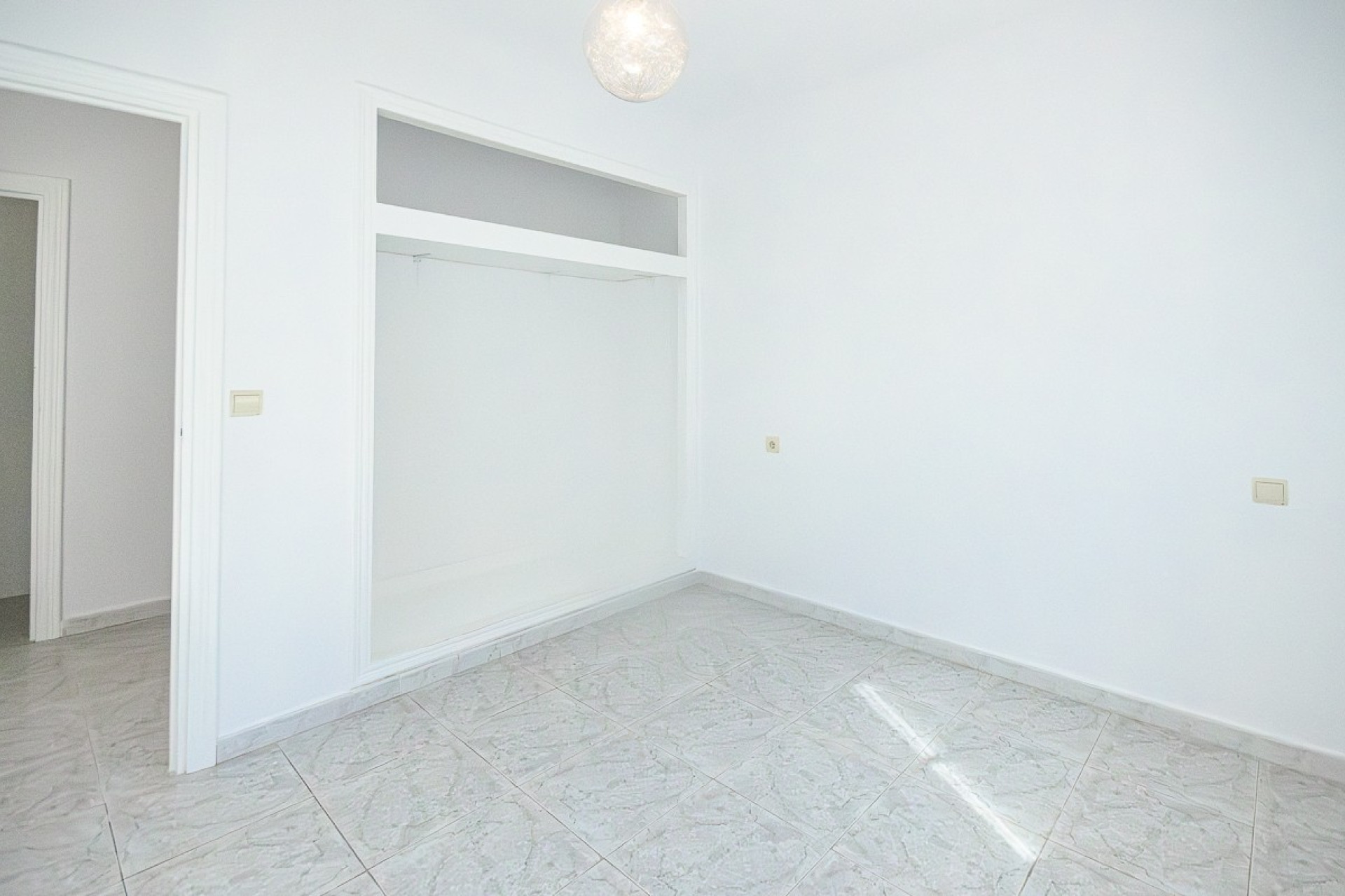 Revente - House - San Miguel de Salinas