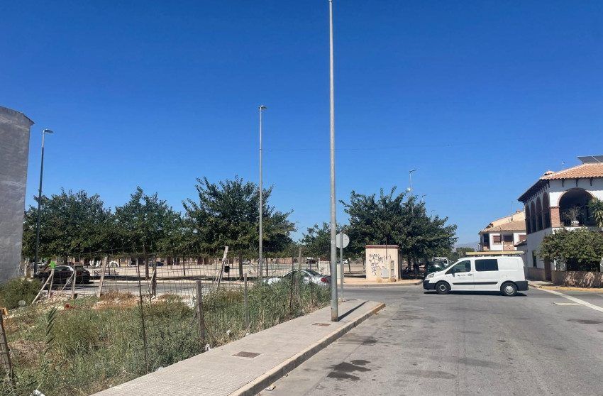 Revente - Land - Almoradí