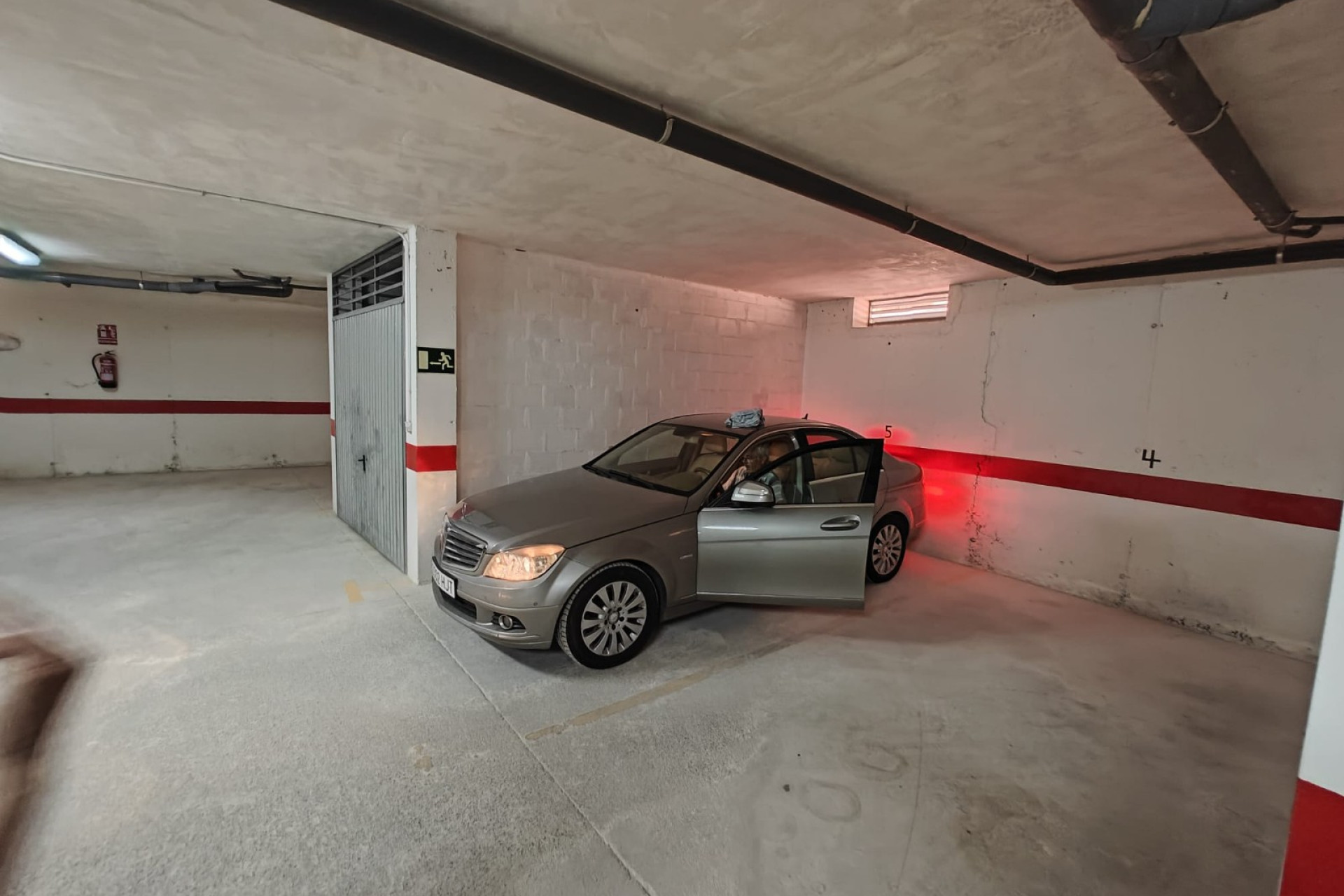 Revente - Parking Space / Garage - Torrevieja - Playa de los Locos