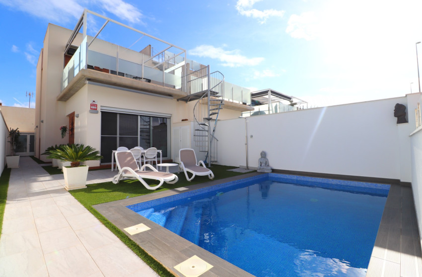 Revente - Semi detached Villa - Daya Vieja - Daya Vieja - Town