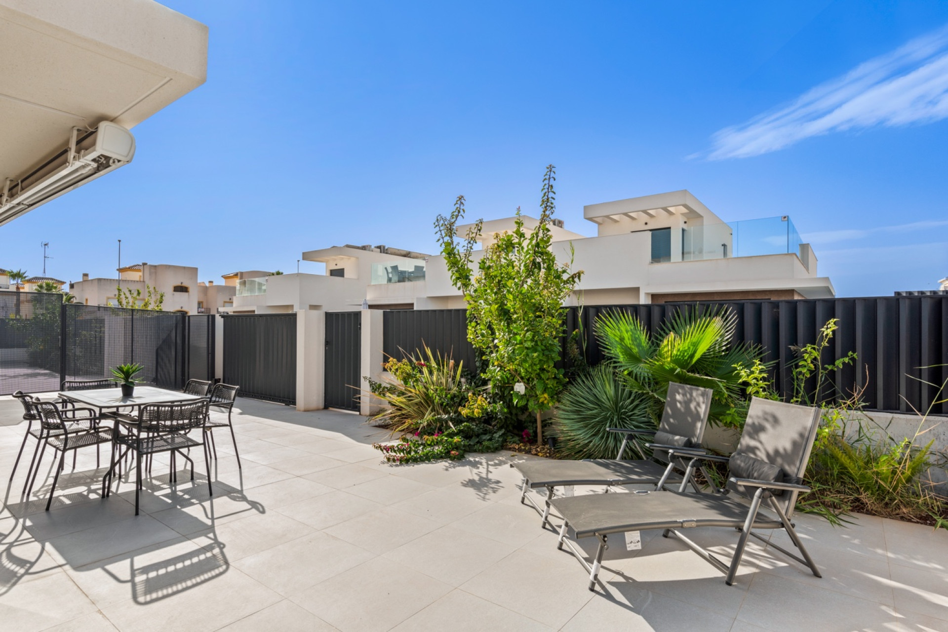 Revente - Semi detached Villa - La Marina - La Marina - Urbanization