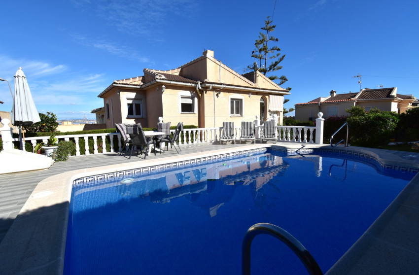 Revente - Semi detached Villa - Orihuela Costa - Los Balcones