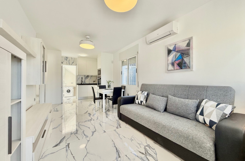 Revente - Semi detached Villa - Torrevieja - El Chaparral