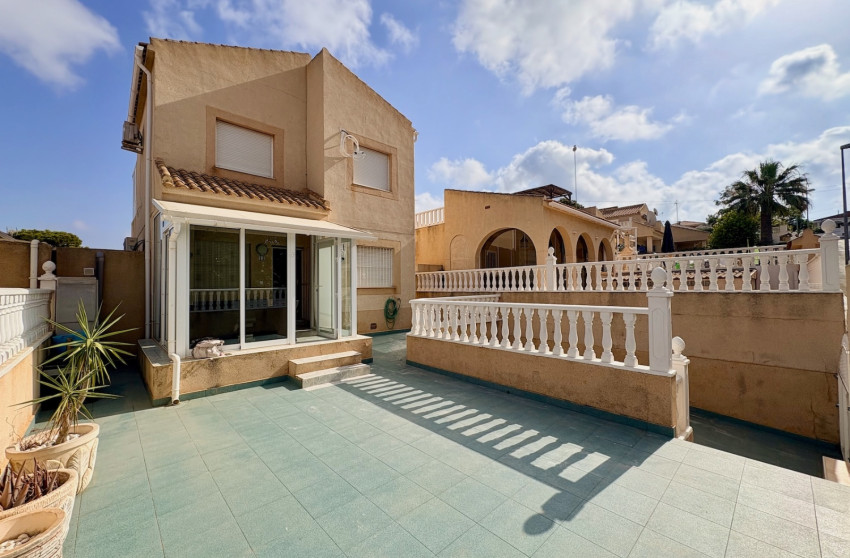 Revente - Single Family Home - Orihuela - Los Balcones
