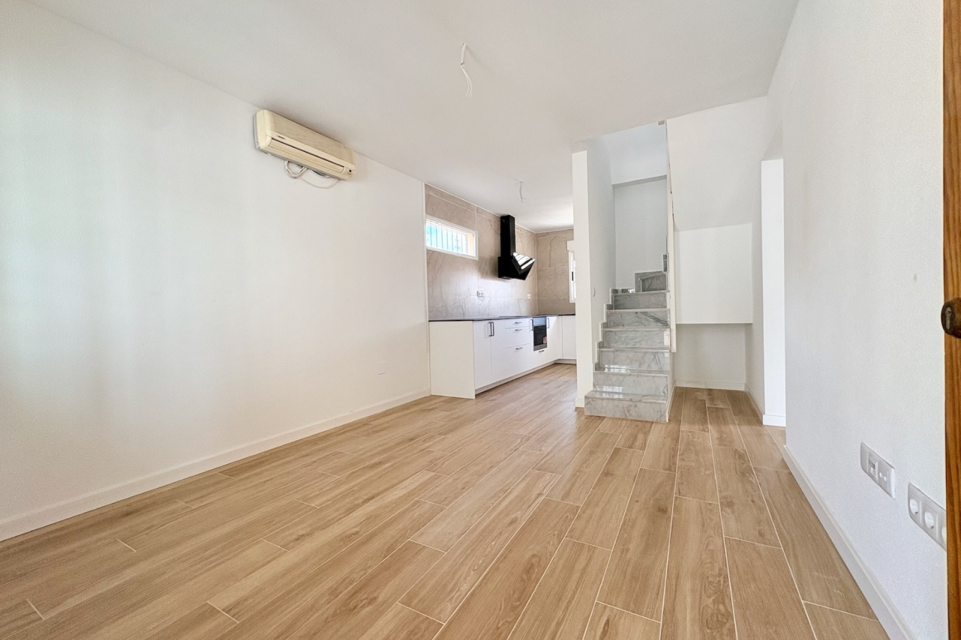 Revente - Single Family Home - Orihuela - Los Balcones