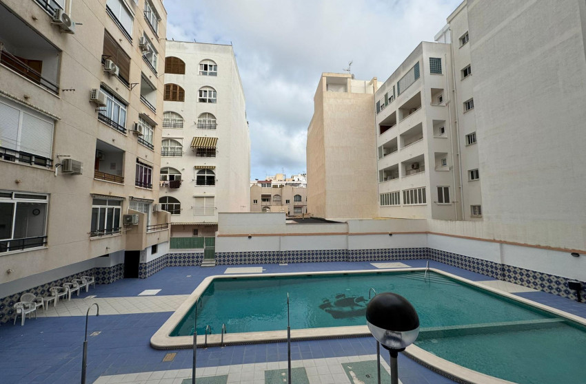 Revente - Studio - Torrevieja - Estacion de autobuses