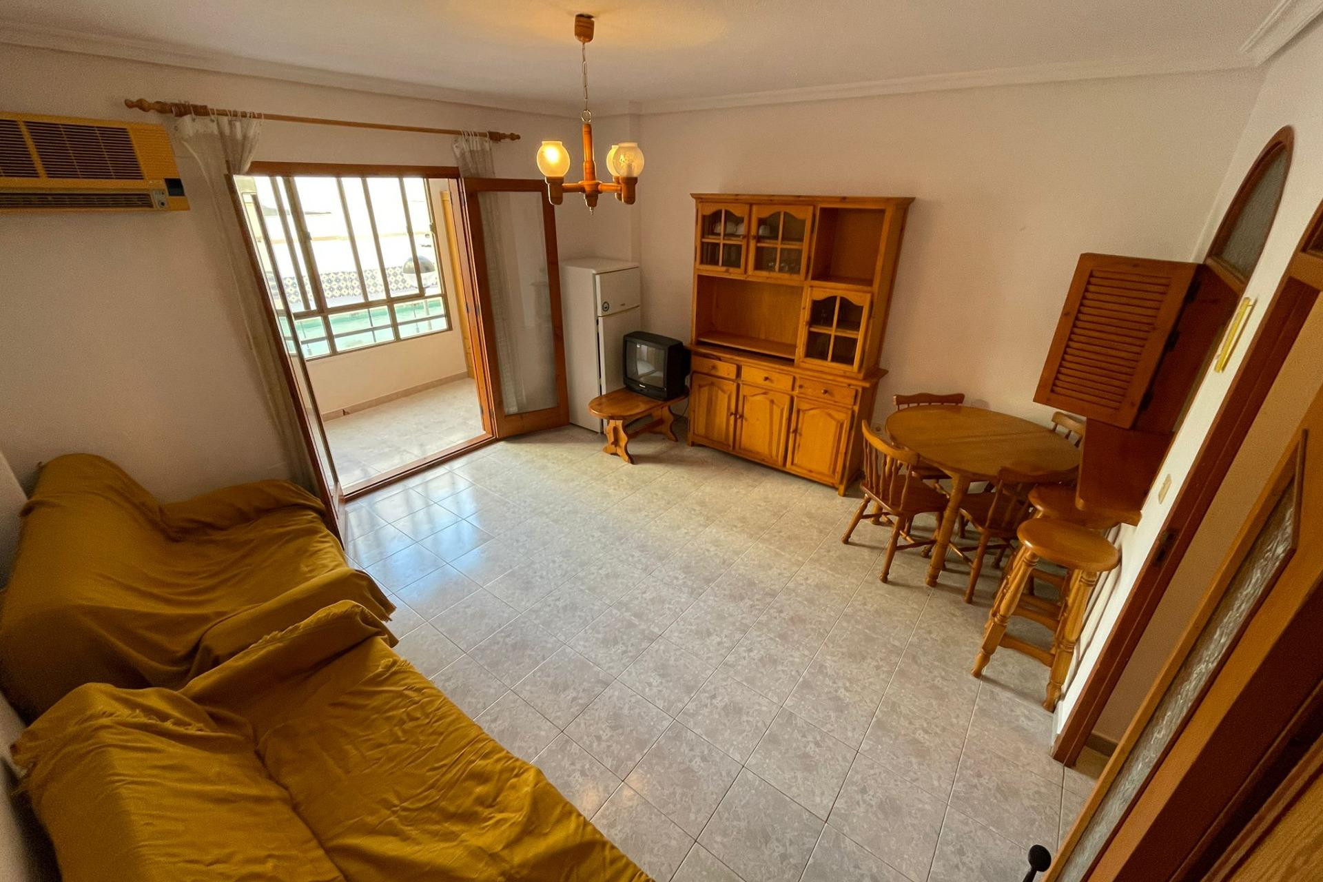 Revente - Studio - Torrevieja - Estacion de autobuses