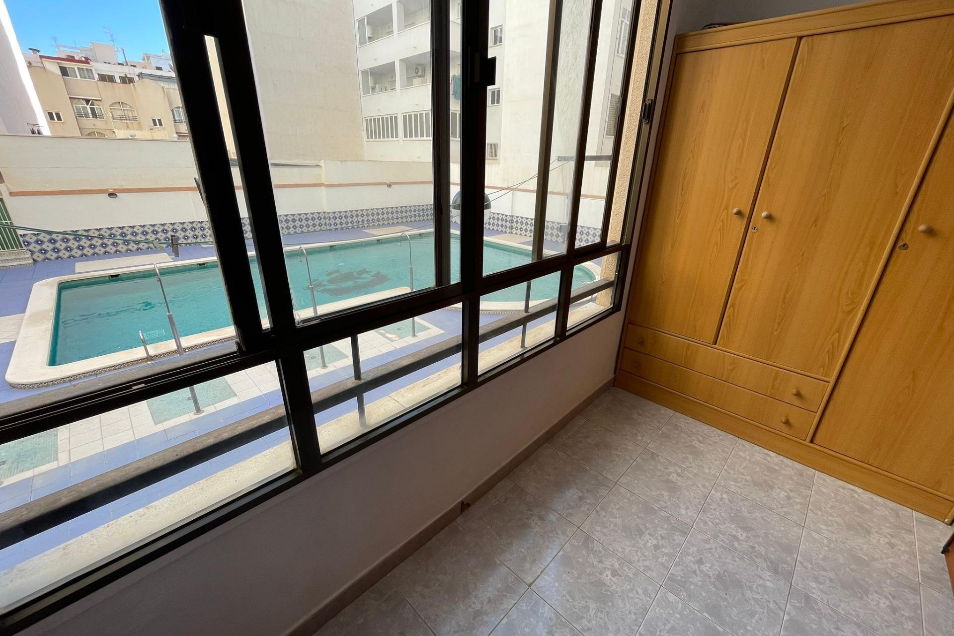 Revente - Studio - Torrevieja - Estacion de autobuses