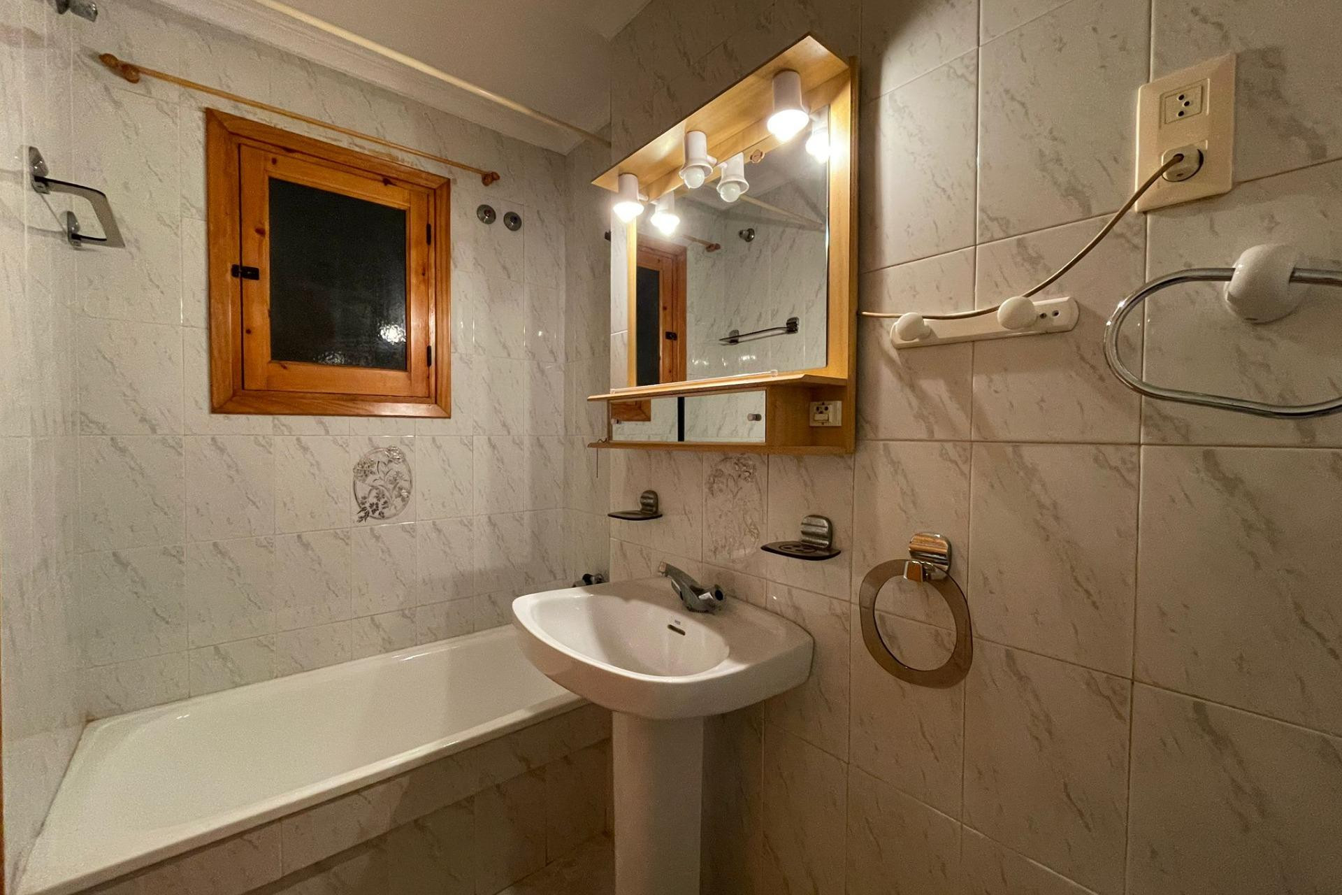 Revente - Studio - Torrevieja - Estacion de autobuses