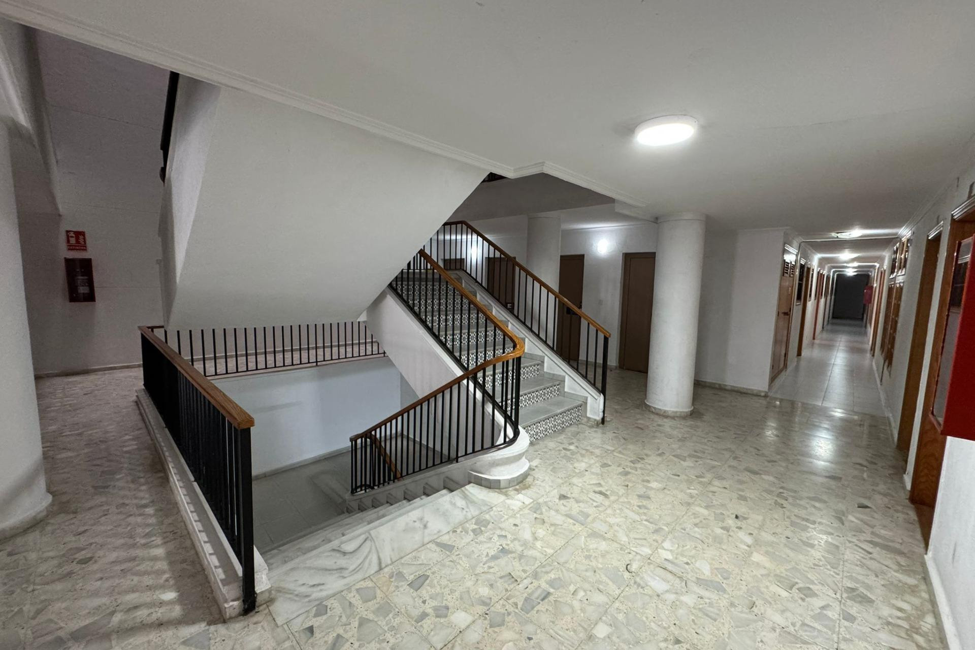 Revente - Studio - Torrevieja - Estacion de autobuses