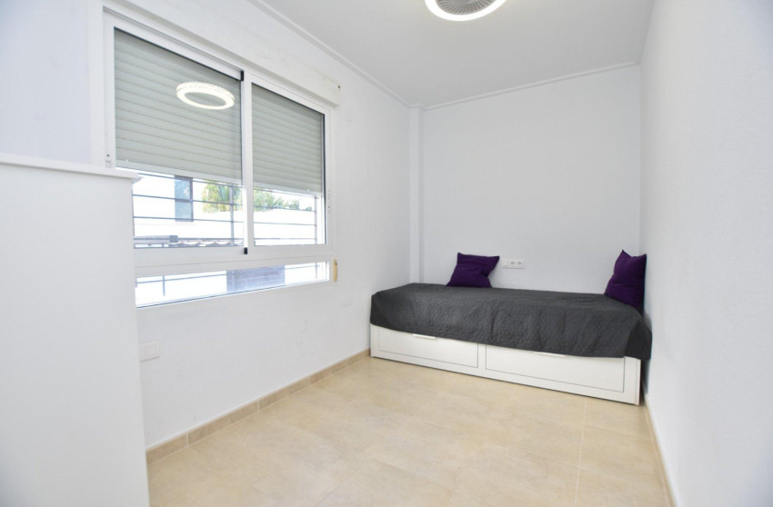 Revente - Terraced house - Algorfa - Comunidad valenciana