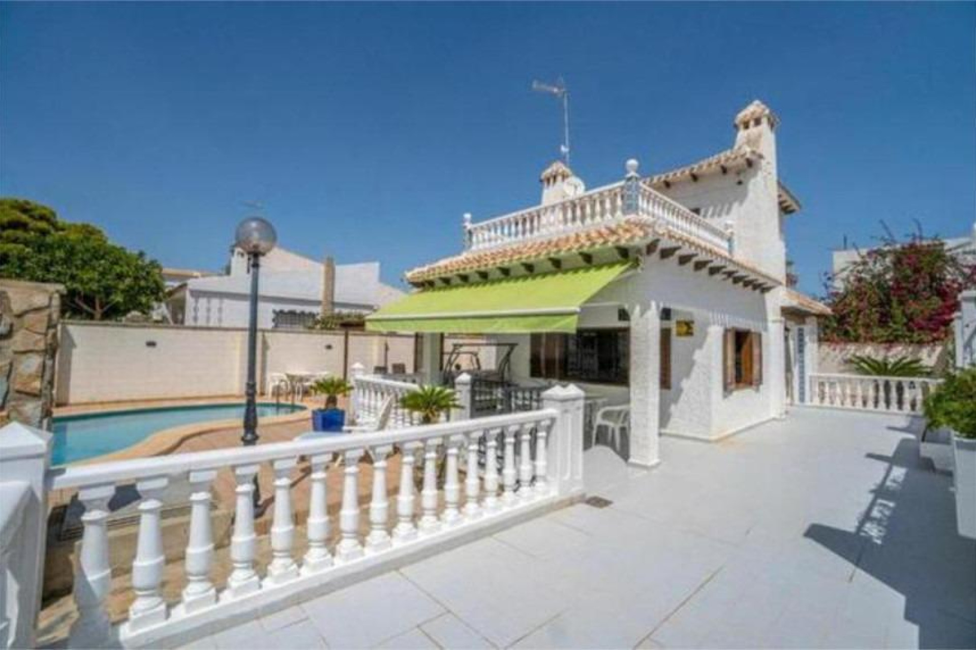 Revente - Terraced house - Orihuela Costa - La Zenia