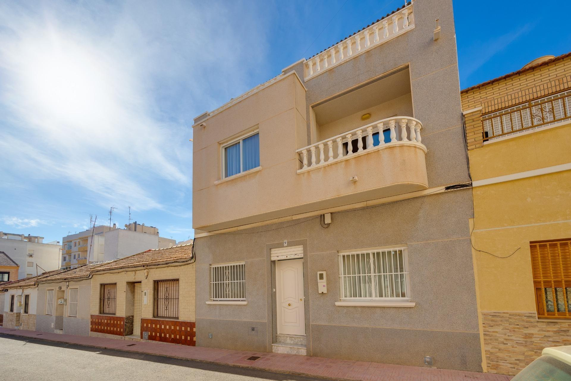 Revente - Terraced house - Torrevieja - Estacion de autobuses