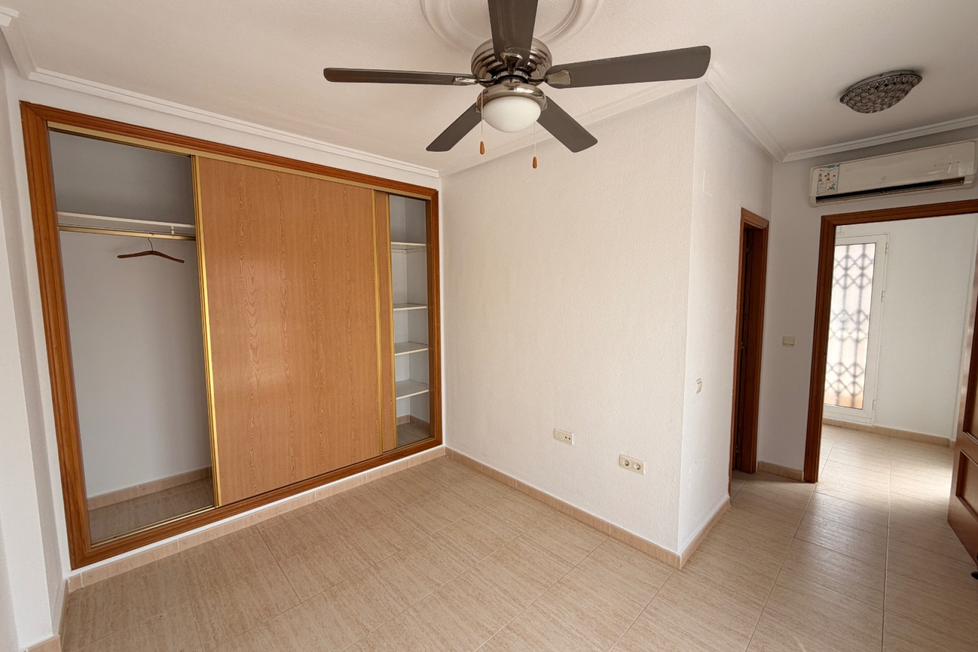 Revente - Villa Detached - Benijófar - Benimar