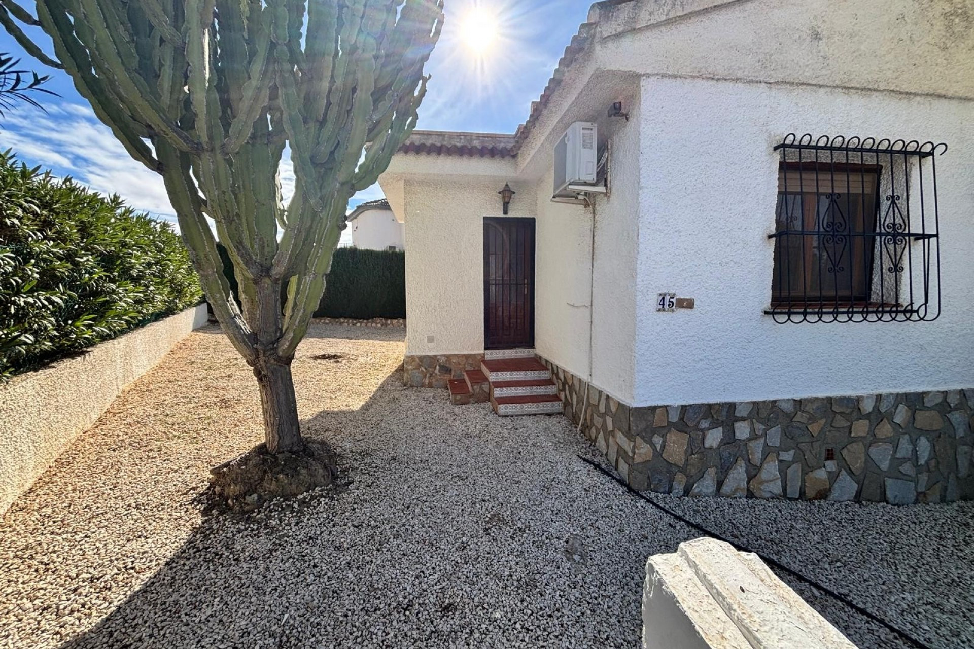Revente - Villa / Detached - Ciudad Quesada - CENTRO