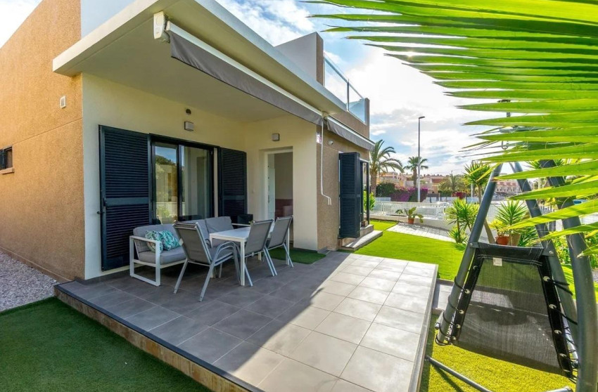 Revente - Villa - Orihuela Costa - La Zenia