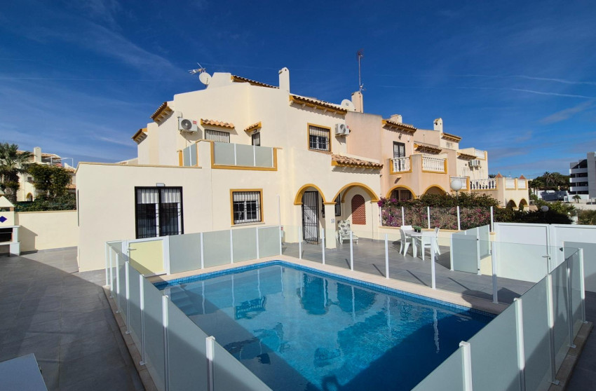 Revente - Villa - Orihuela Costa - La Zenia
