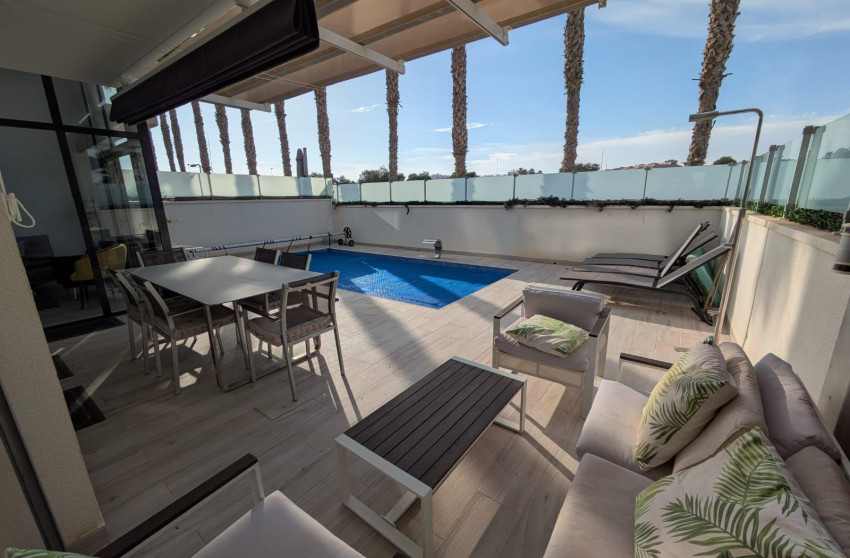 Revente - Villa - Orihuela Costa - Montezenia