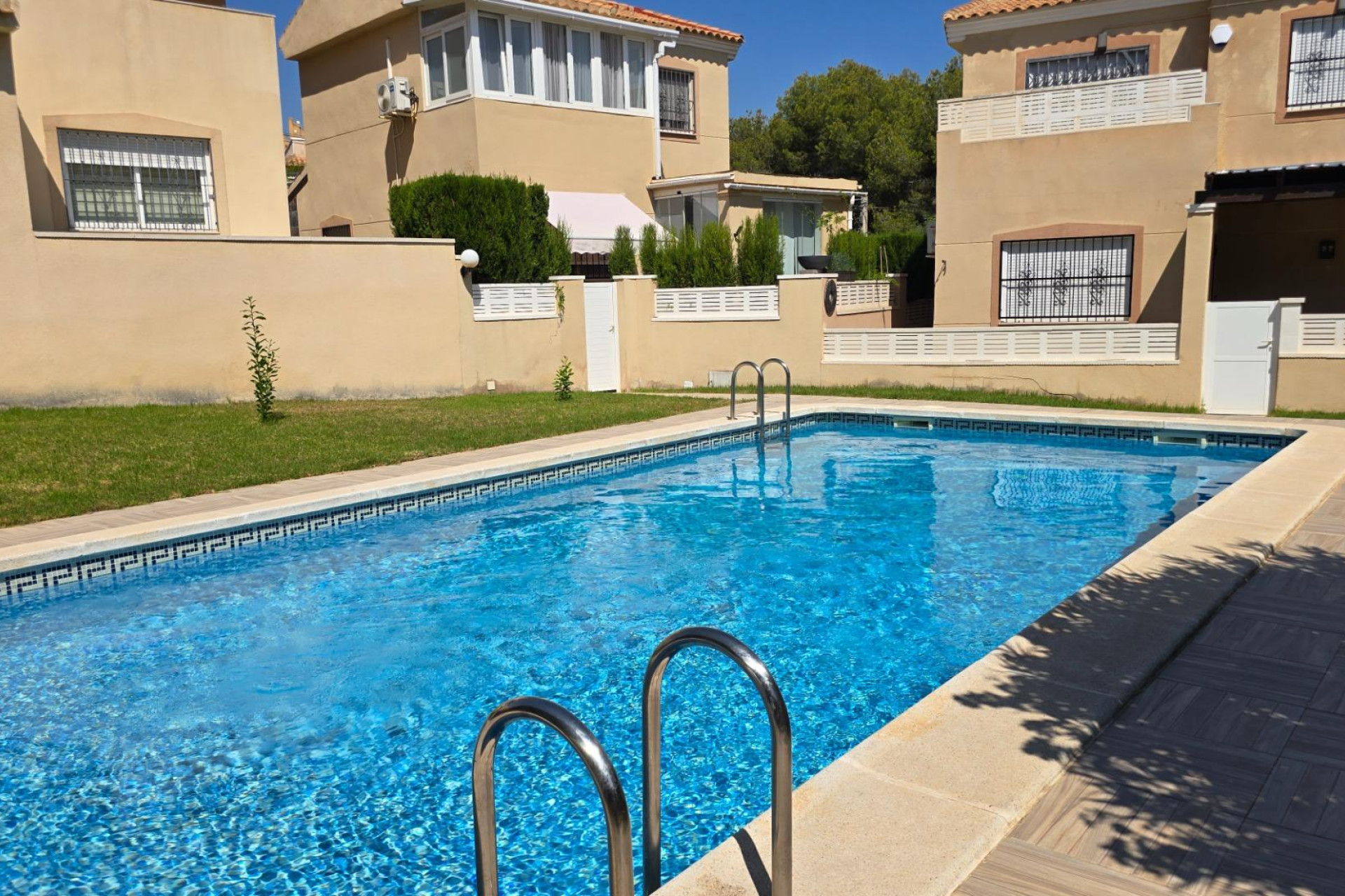 Revente - Villa - Orihuela Costa - Villamartín-Las Filipinas