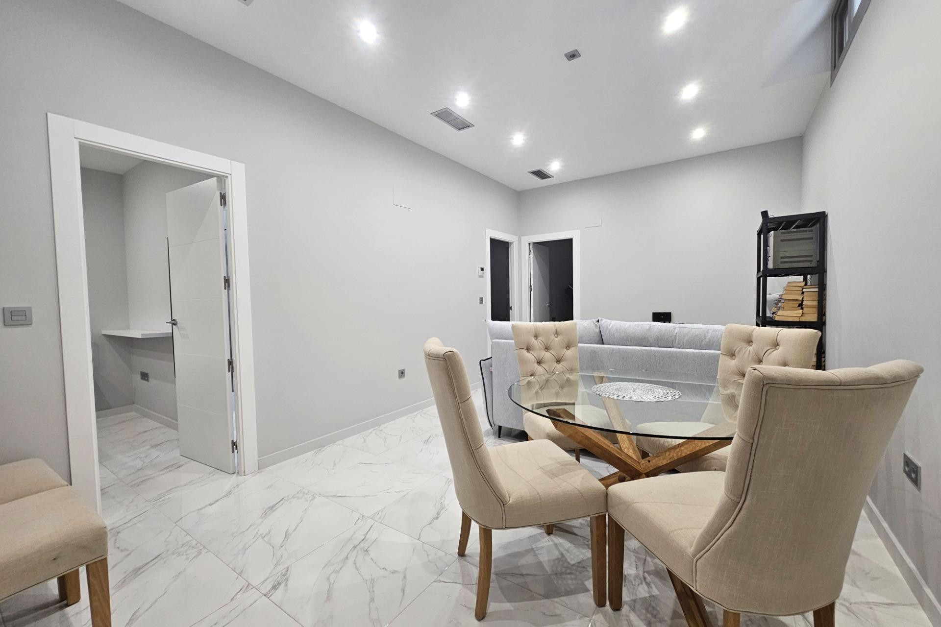 Revente - Villa - Orihuela Costa - Villamartin