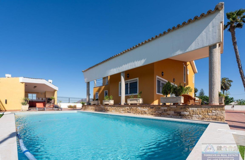 Revente - Villa - Orihuela - Desamparados-Hurchillo-Torremendo