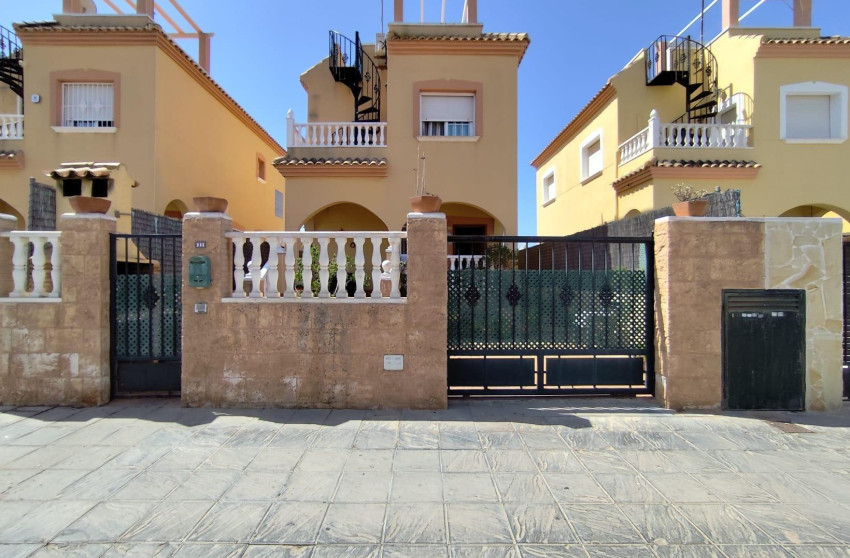Revente - Villa - Torrevieja - Aguas nuevas 2