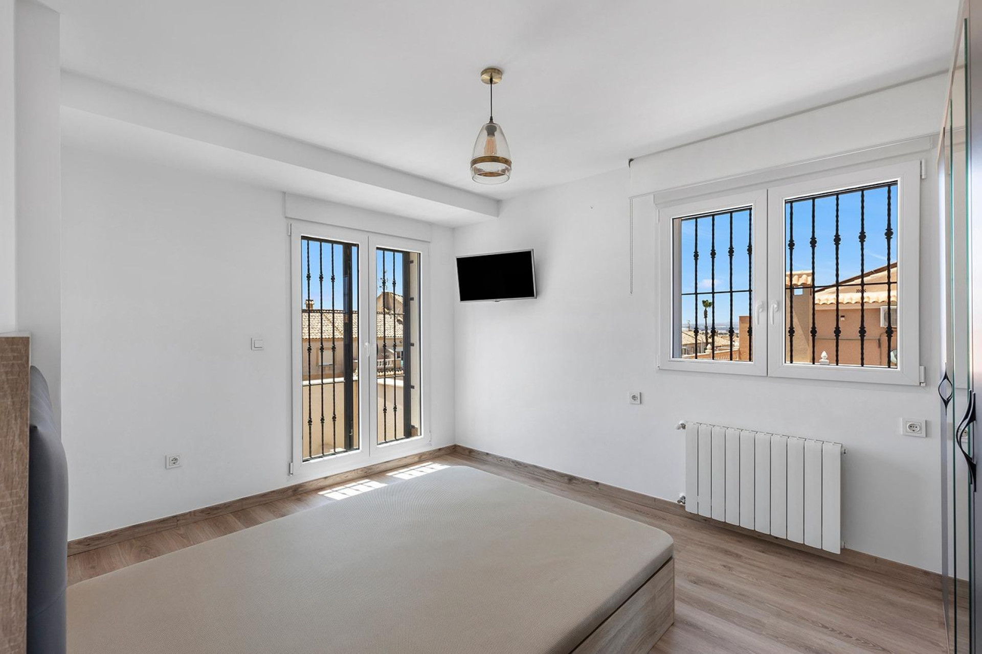 Revente - Villa - Torrevieja - Aguas Nuevas