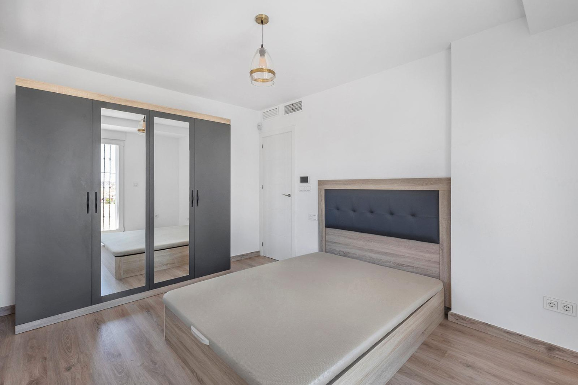 Revente - Villa - Torrevieja - Aguas Nuevas