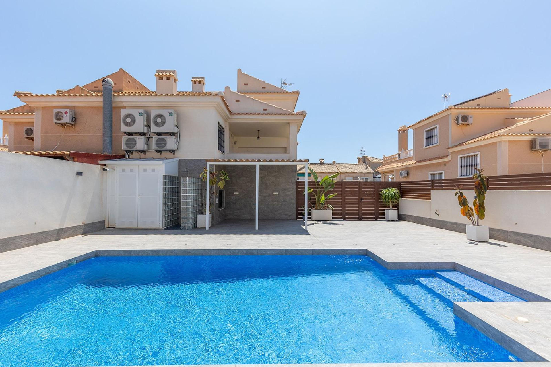 Revente - Villa - Torrevieja - Aguas Nuevas