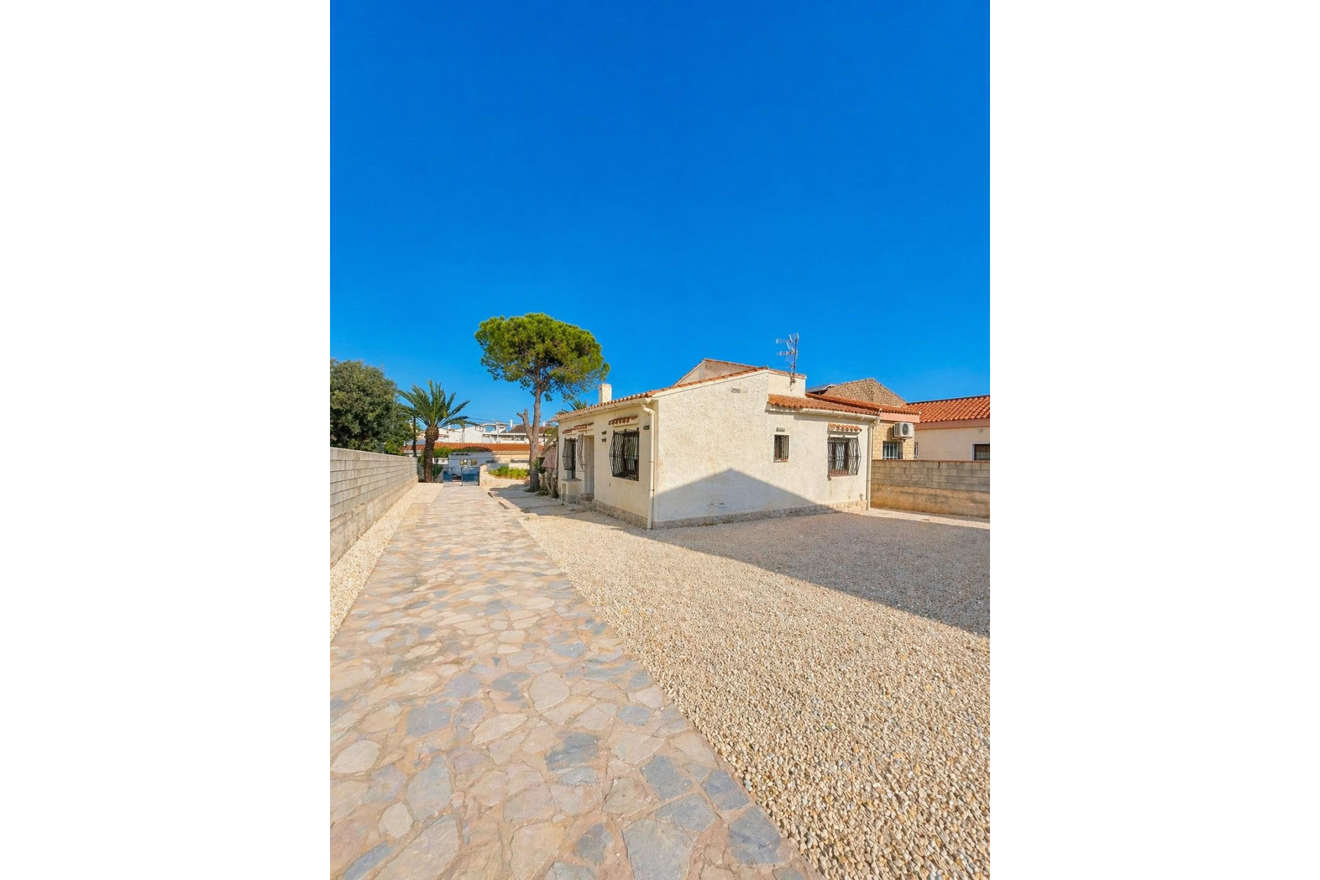Revente - Villa - Torrevieja - Aguas Nuevas