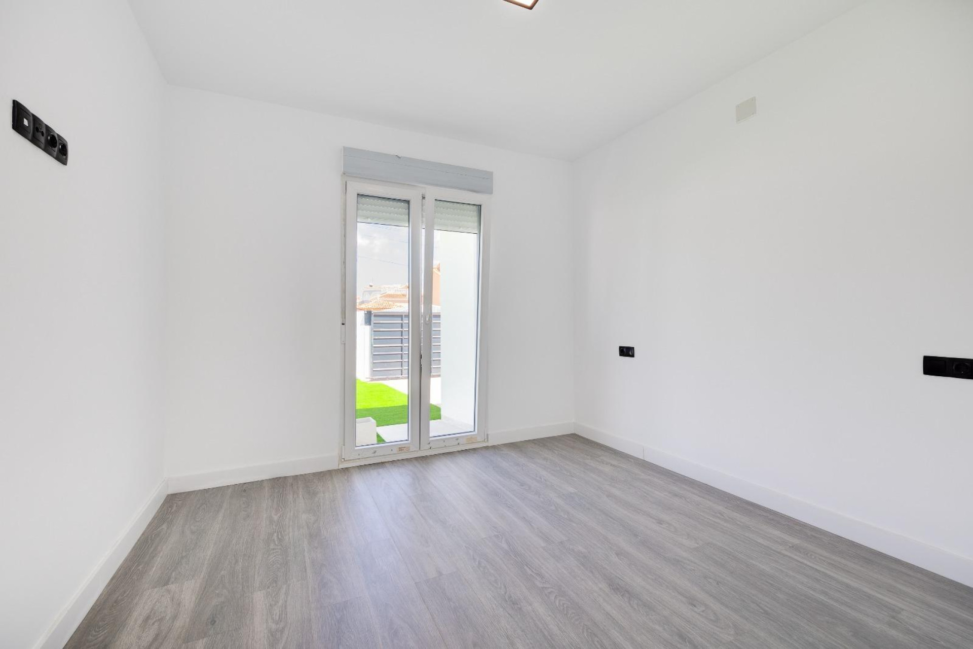 Revente - Villa - Torrevieja - El limonar