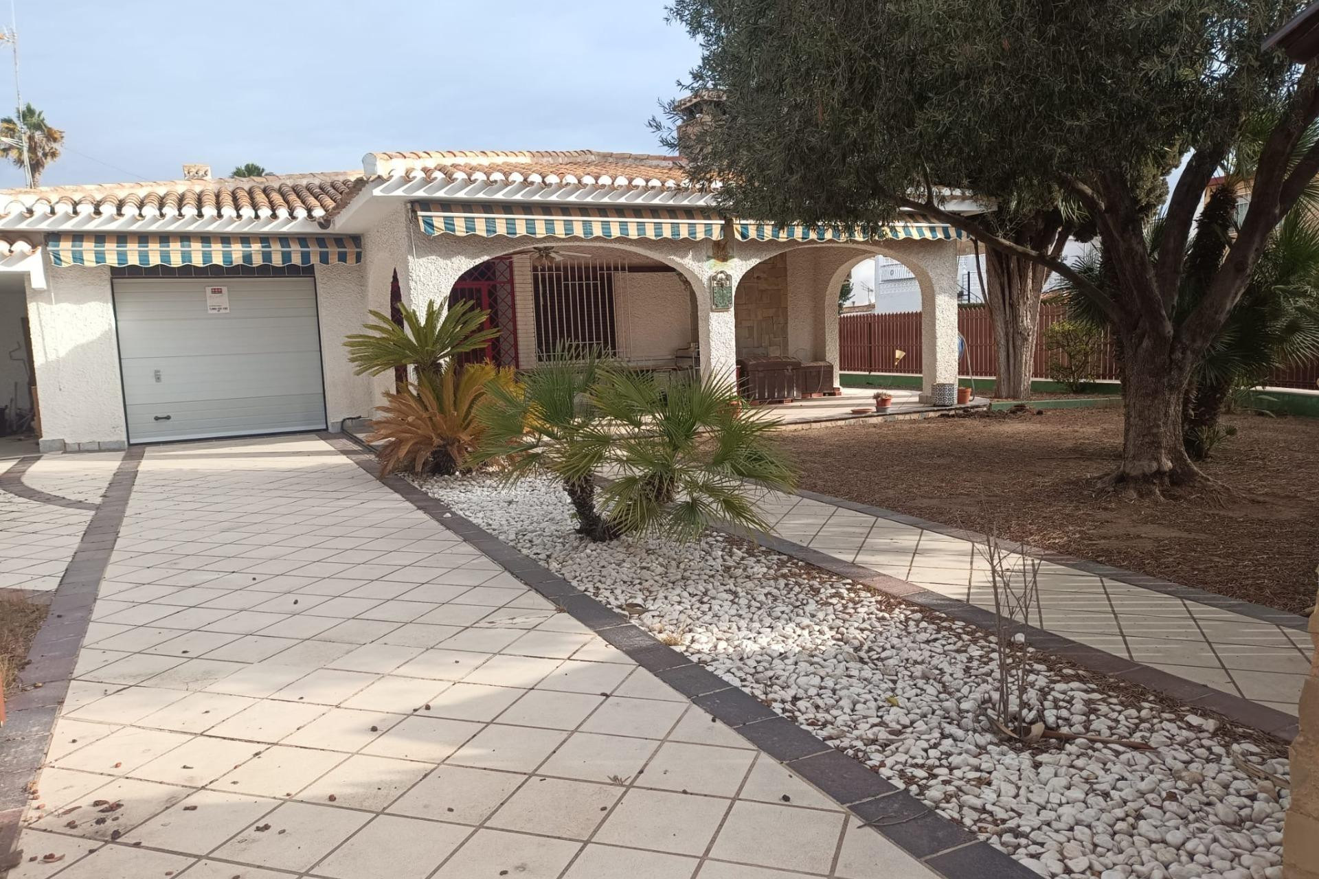 Revente - Villa - Torrevieja - La Siesta - El Salado - Torreta