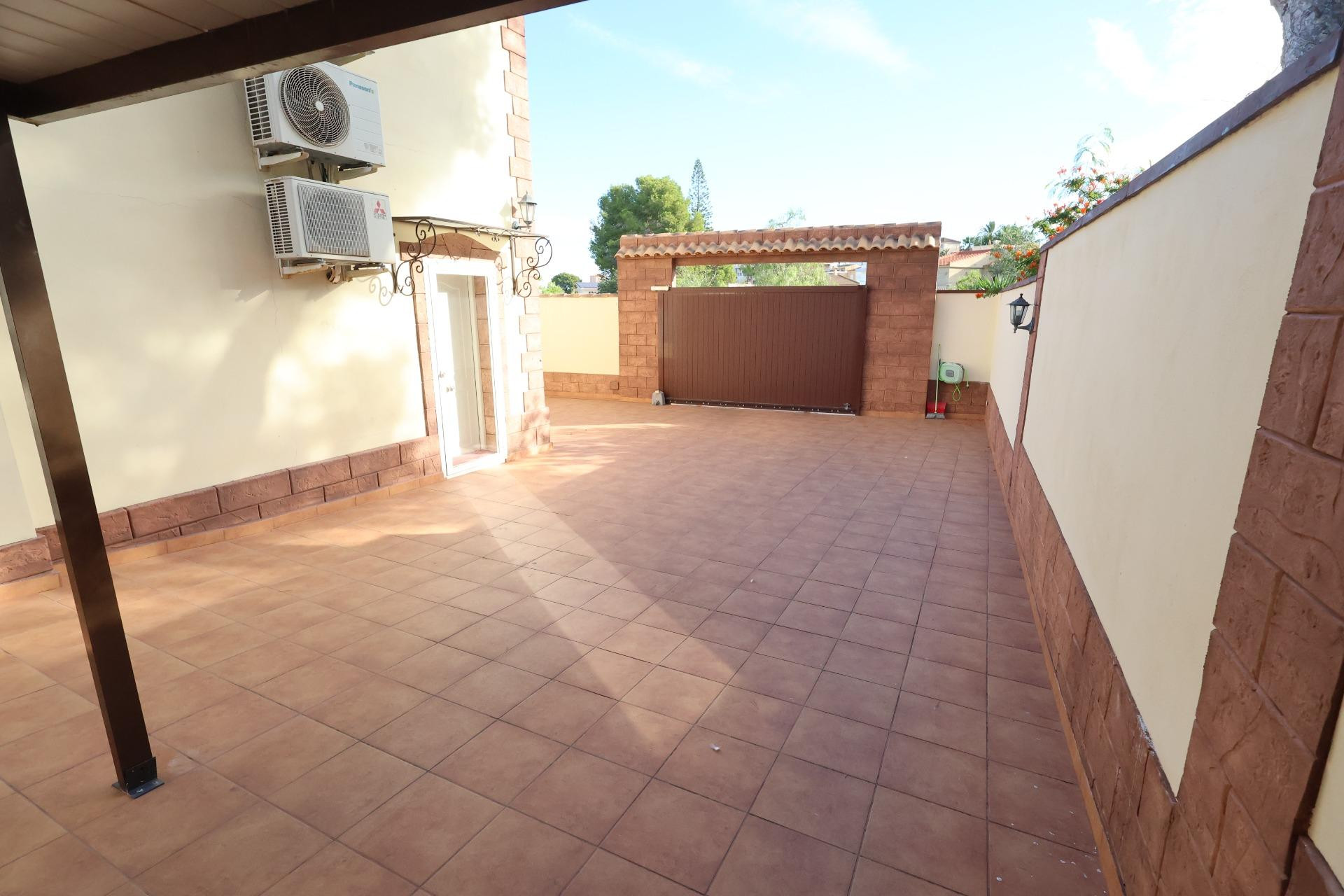 Revente - Villa - Torrevieja - Los Balcones - Los Altos del Edén