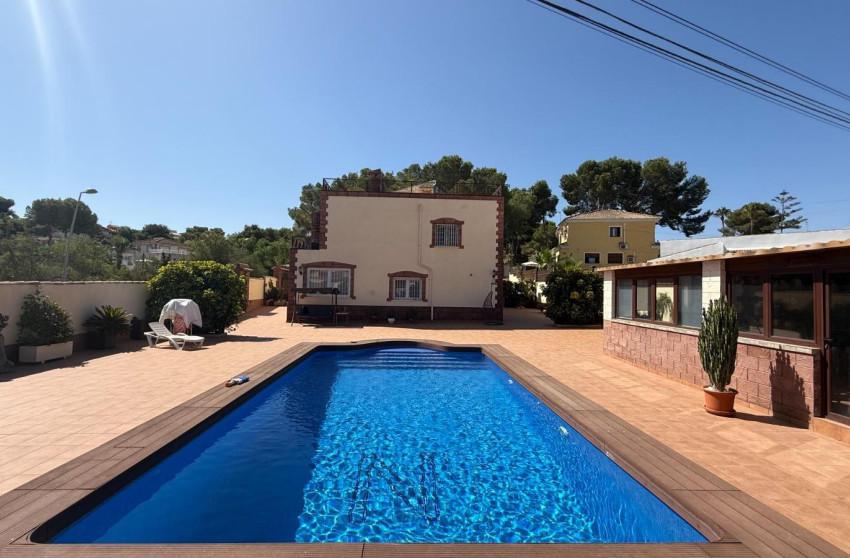 Revente - Villa - Torrevieja - Los Balcones - Los Altos del Edén