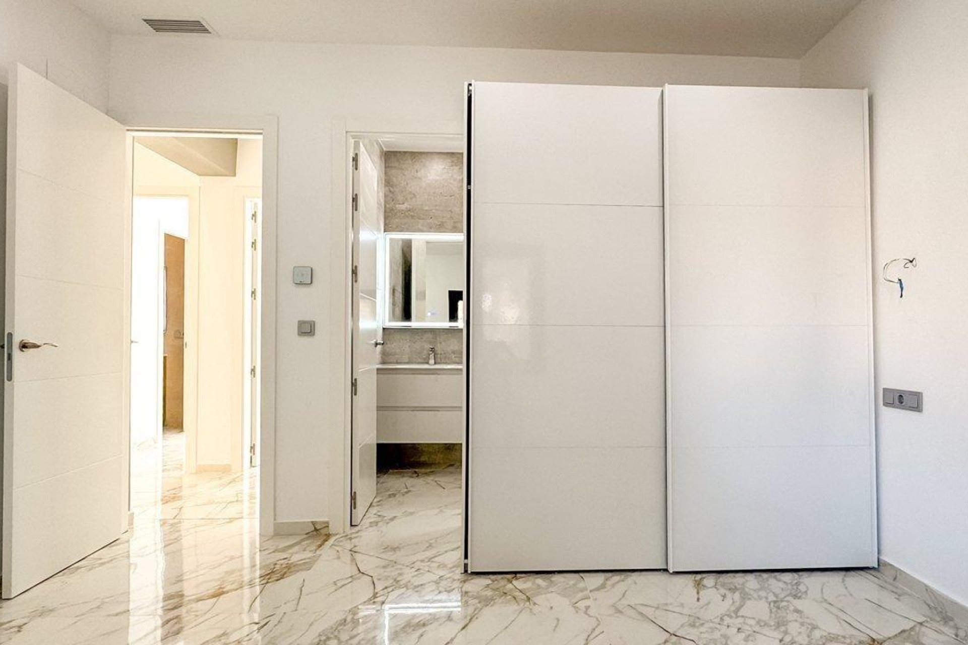 Revente - Villa - Torrevieja - Los balcones