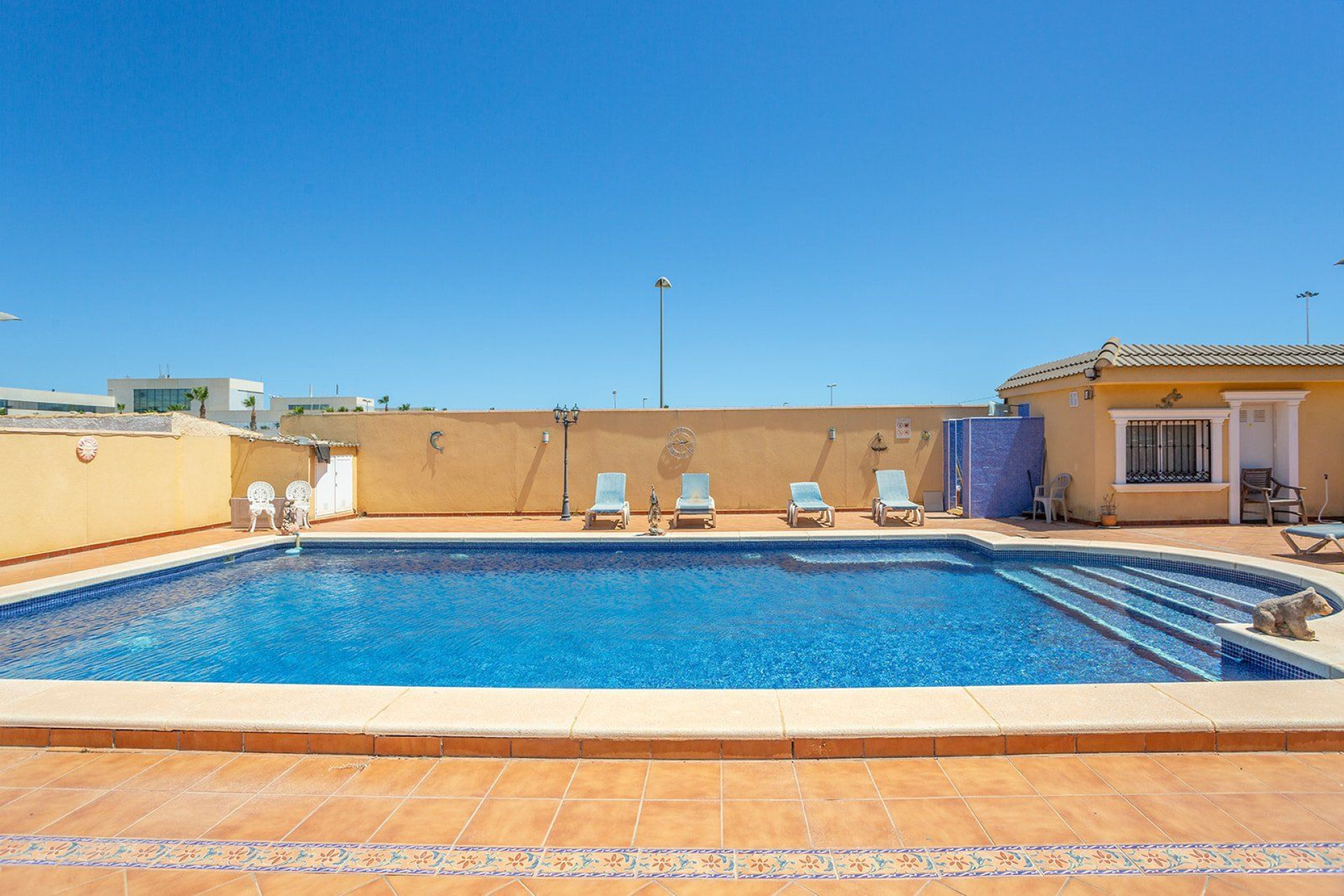 Revente - Villa - Torrevieja - Los balcones