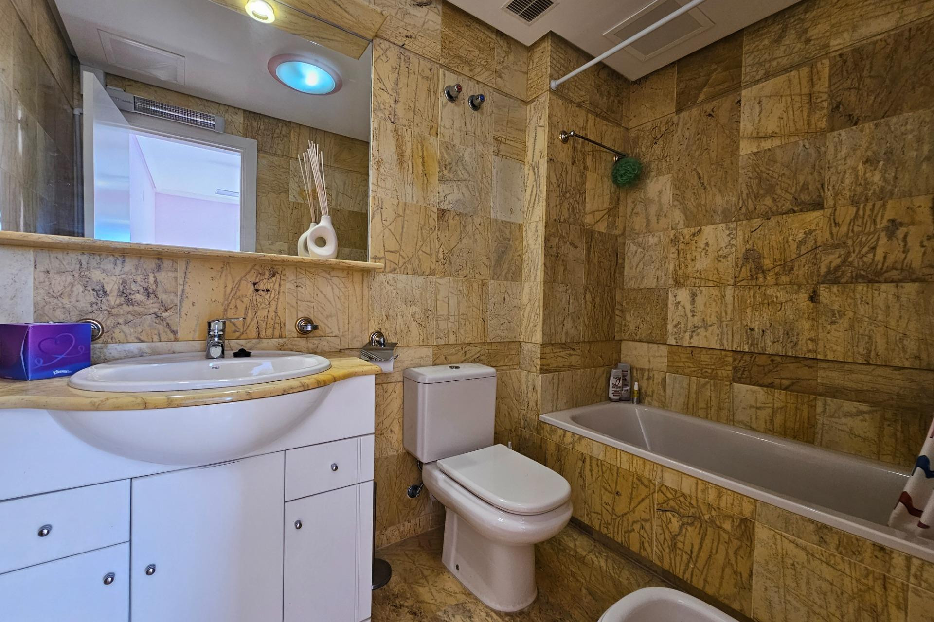 Revente - Villa - Torrevieja - Punta prima